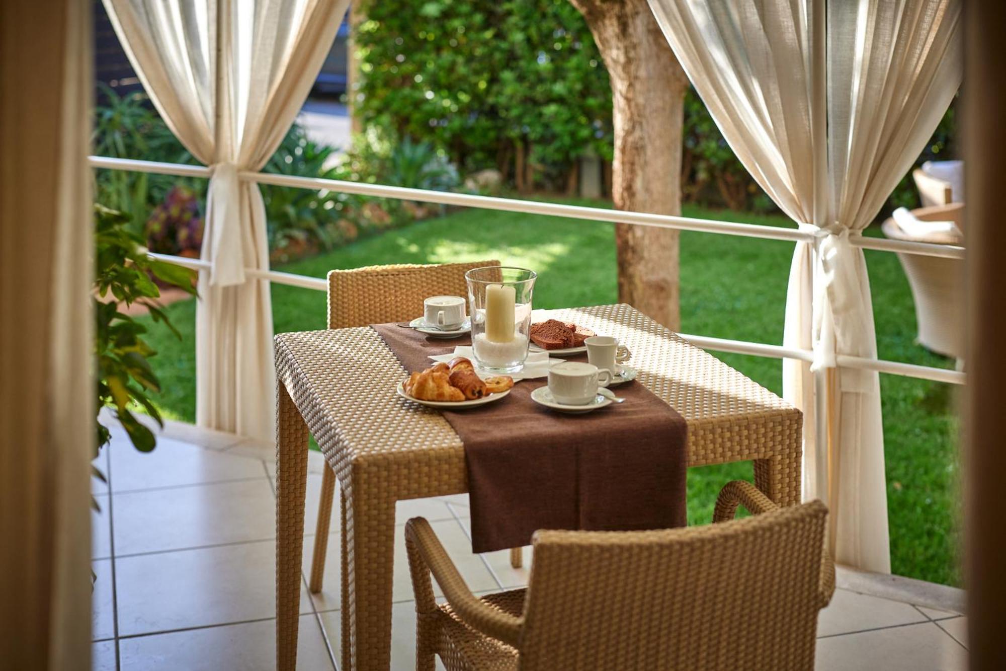 Hotel Crystal Marina di Pietrasanta Eksteriør billede