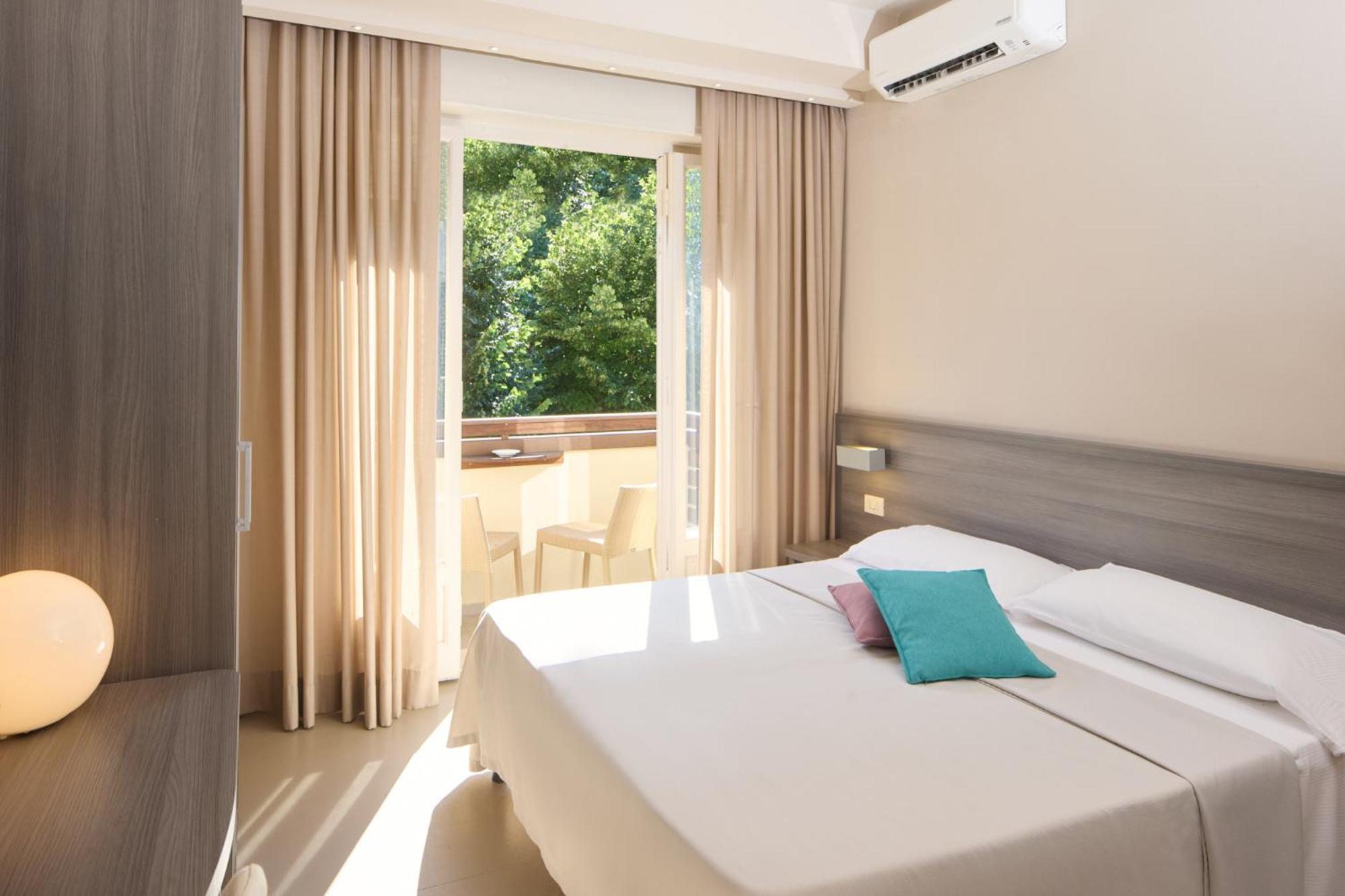 Hotel Crystal Marina di Pietrasanta Eksteriør billede