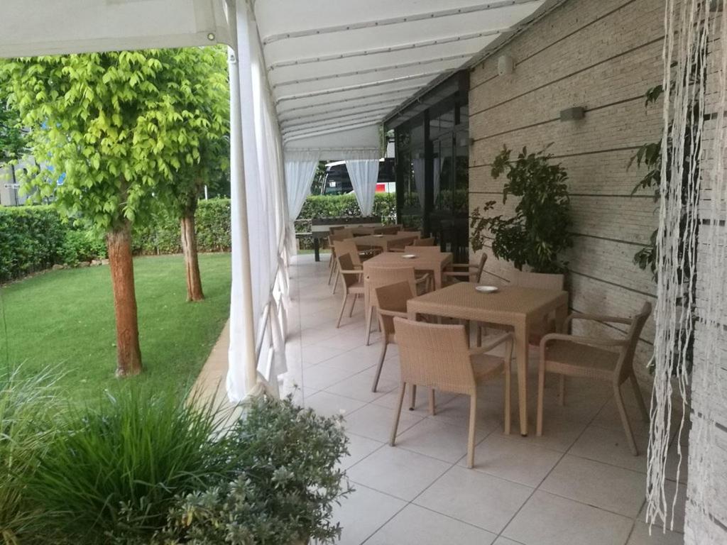 Hotel Crystal Marina di Pietrasanta Eksteriør billede